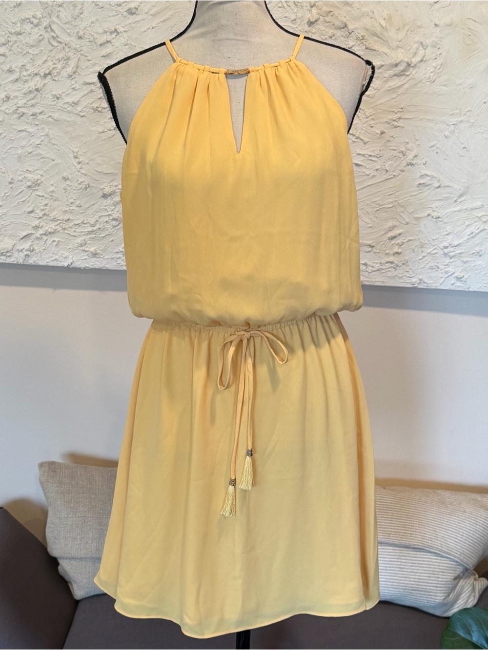 WHBM Yellow Sleeveless Chiffon Dress Drawstring Gold Hardware Size 8 NWT - Picture 2 of 8